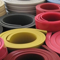 I maxi schermi proiezione gonfiabili possono essere anche realizzati in diverse colorazioni