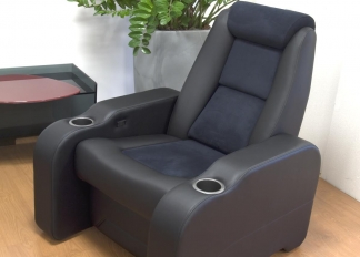 Poltrona motorizzata in ecopelle per Home Cinema